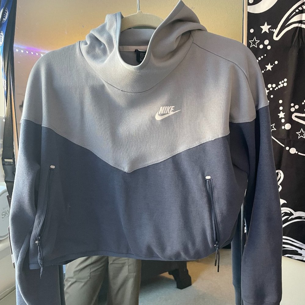 Nike hoodie